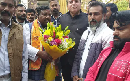 नोएडा में सपा व भीम आर्मी को झटका, भाजपा में सदस्यों की संख्या बढ़ी