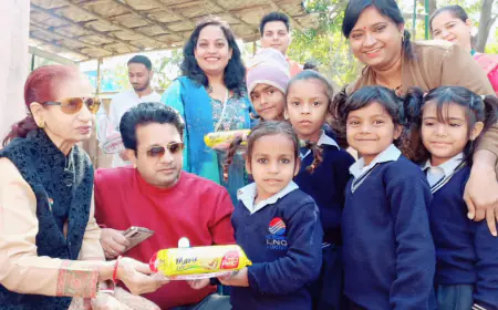 Noida News :  नोएडा के लाडले शहीद कैप्टन शशिकांत शर्मा का 51वां जन्मदिन धूमधाम से मना