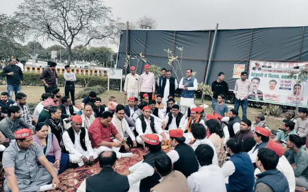 Greater Noida News : भाजपा सरकार में हो रहा है मजदूरों का शोषण : राहुल निगम