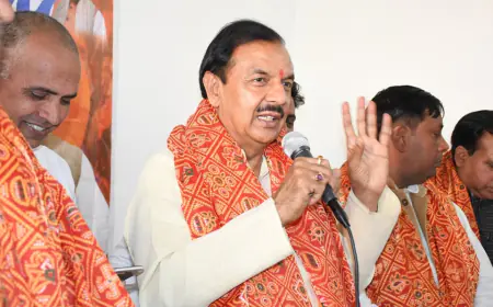 Noida News : भाजपा सांसद डॉ महेश शर्मा के सामने प्रत्याशी उतारने से घबरा रहा है विपक्ष