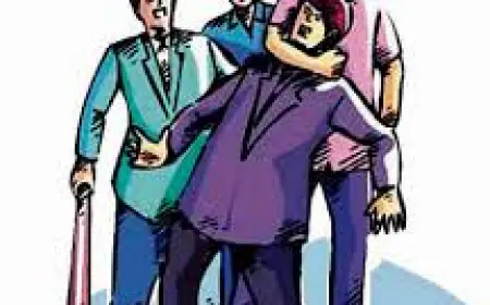 Noida Crime News : सिक्योरिटी गार्ड के ऊपर जानलेवा हमला