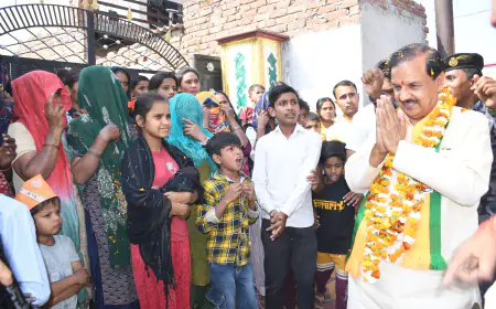 Noida News : सांसद व विधायक का नहीं, यह देश के प्रधानमंत्री मोदी का है चुनाव: डा. महेश शर्मा