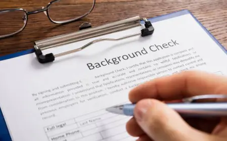 Noida News : किरायेदारों के सत्यापन के लिए चलाया अभियान