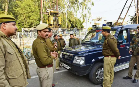 Noida News : पुलिस का चला कानूनी डंडा तो खुराफाती हुए सभ्य 