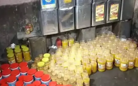 Noida News : स्कीम चलाकर बेचा जा रहा था नकली देसी घी