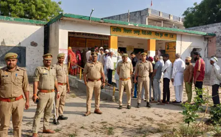 Noida News : मतदान करने में शहरी मतदाताओं पर भारी पड़ रहे हैं ग्रामीण मतदाता