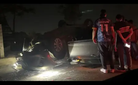 Greater Noida news : अनियंत्रित कार पलटी, दो घायल