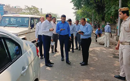 Noida News : नोएडा में मिली खस्ताहाल सड़कें, सीईओ ने चेन्नई एमएसडब्ल्यू पर लगाया जुर्माना