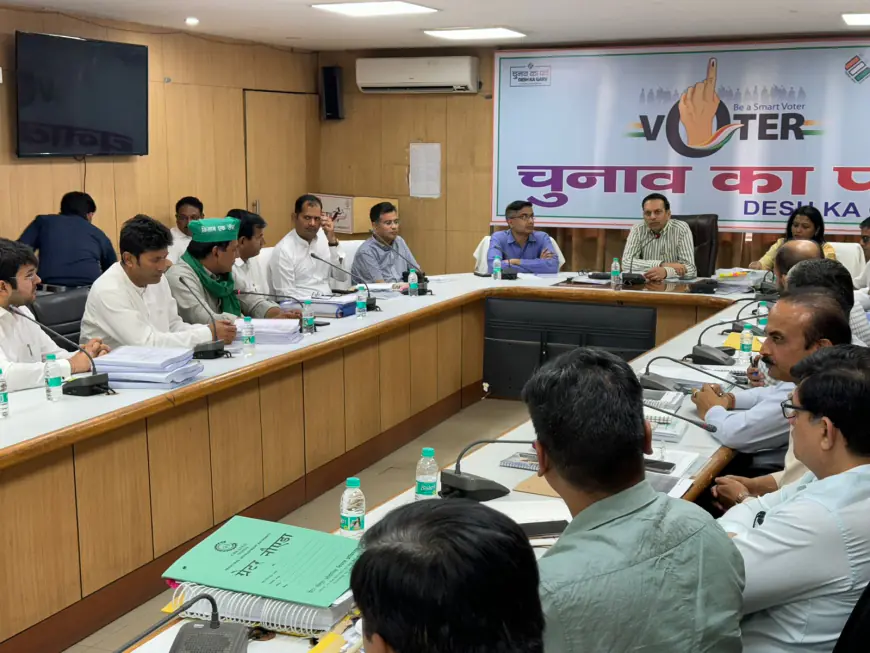 Greater Noida News : किसानों की समस्याओं के समाधान के लिए हाई पावर कमेटी की हुई बैठक