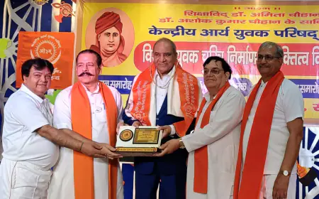 Noida News : आर्य युवा अभियान में एमिटी शिक्षण संस्थान का हर संभव मिलेगा सहयोग: आनंद चौहान