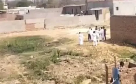 Noida News : अवैध रूप से बने बहु -चर्चित आश्रम को तोड़ नहीं पाई नोएडा प्राधिकरण की टीम, बैरंग लौटी