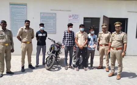 Noida News : डिलीवरी बॉय  से हथियार के बल पर बाइक लूटने वाले चार गिरफ्तार