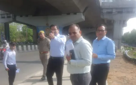 Noida News : नोएडा सीईओ ने शहर में जल भराव पर जताई नाराजगी, 10 जुलाई तक सभी नालों की सफाई कराने का निर्देश