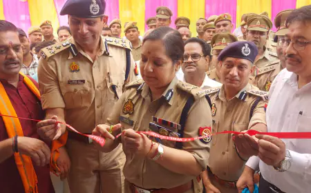 Noida News : पुलिस आयुक्त ने किया थाना प्रभारी के नवनिर्मित कक्ष का उद्घाटन