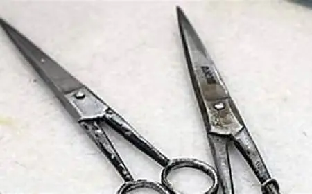 Greater Noida News : नाई ने कैंची से हमला कर किया एक युवक को घायल