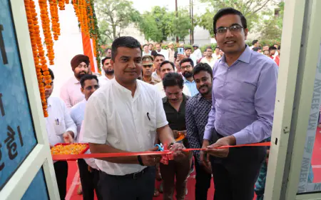 Noida News : सीईओ और डीएम ने नोएडा में दो वाटर एटीएम का किया उद्घाटन, जनता को मिलेगा मुफ्त में स्वच्छ जल