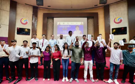 Greater Noida News : तकनीक माध्यम से देश के युवा राष्ट्र के विकास का माध्यम बनें: धीरेन्द्र सिंह