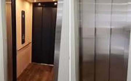 Greater Noida News : मासूम बच्चे सहित महिला लिफ्ट में आधे घंटे तक फंसी रही