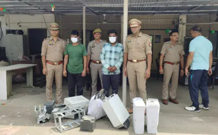 Noida News : मोबाइल फोन के टावरों से आरआरयू चुराने वाला दरोगा समेत 2 गिरफ्तार