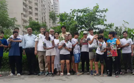 Noida News : सनवर्ल्ड वनालिका सोसायटी के बच्चों ने किया पौधारोपण