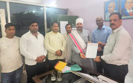 Greater Noida News : मिलावटी खाद्य पदार्थ बेचने वाले प्रतिष्ठानों पर हो कार्यवाही, ज्ञापन सौंपा