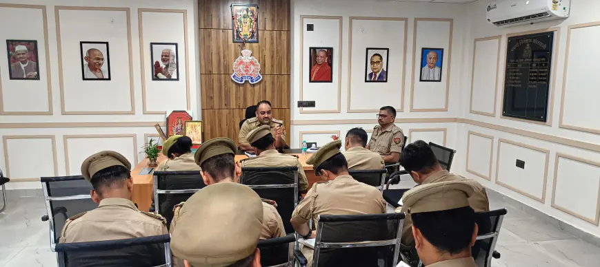 Noida News : कांवड़ियों की सुरक्षित यात्रा व सेहत को लेकर जिला व पुलिस प्रशासन चौकस