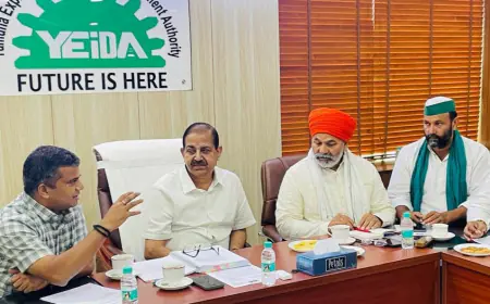 Greater Noida News : नोएडा से आगरा तक के किसानों की समस्याओं पर राकेश टिकैत ने सीईओ व डीएम से की वार्ता