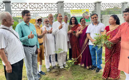 Greater Noida News : आर्ट ऑफ लिविंग व ग्रेनो प्राधिकरण ने पौधारोपण कर श्री अरण्यम परियोजना का किया शुभारंभ