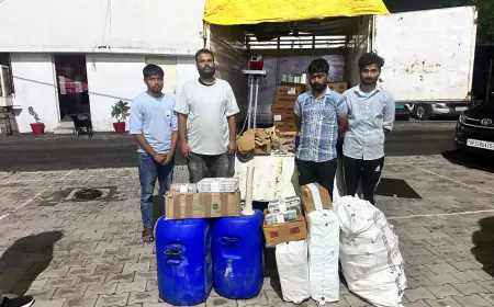 Noida News : अपमिश्रित शराब बनाने वाली फैक्ट्री का भंडाफोड़, यूपी एसटीएफ में चार लोगों को किया गिरफ्तार