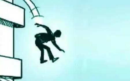 Noida News : सुपरटेक केप टाउन सोसायटी में लिफ्ट ऑपरेटर ने बिल्डिंग से कूद कर की आत्महत्या