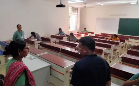 Noida News : सकुशल संपन्न हुई उप्र. पुलिस आरक्षी सीधी भर्ती परीक्षा, 30 व 31 अगस्त को होगी अगली परीक्षा