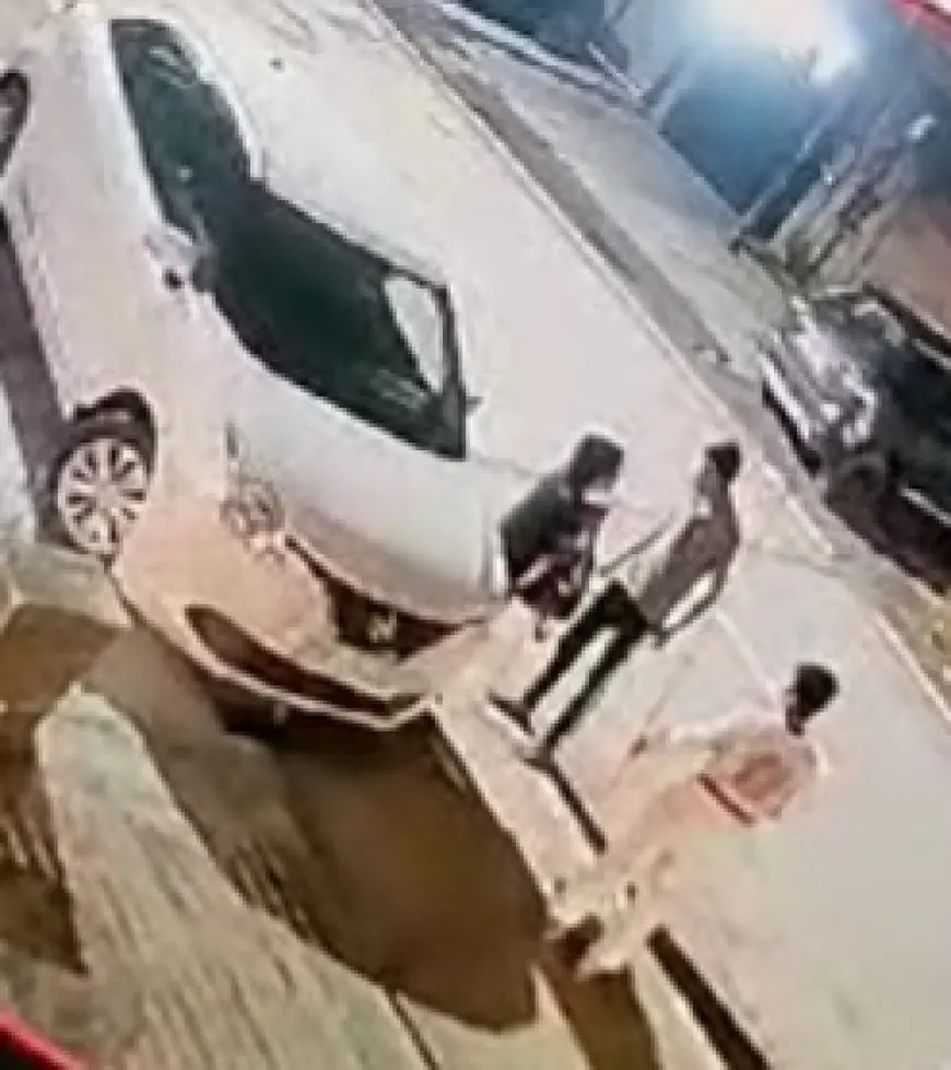 Noida News : रोडरेज में स्कूटी चालक ने मासूम छात्रा को पीटा, वीडियो वायरल