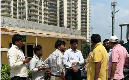 Greater Noida News :सुपरटेक ईको विलेज-2 में दूषित पानी का ग्रेनो प्राधिकरण ने लिया सैंपल, लैब में जांच के लिए भेजा
