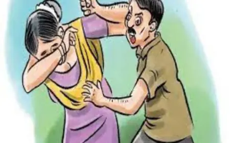 Noida News : पड़ोसी ने महिला के साथ की मारपीट