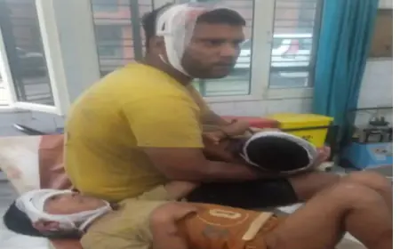 Greater Noida News :  तेज बारिश में मकान की छत गिरी, सात लोग मलवे में दबे, 4 की हालत गंभीर