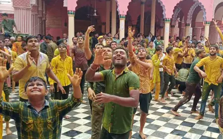 Greater Noida News : दाऊजी मंदिर में हवन-पूजन कर मनाया बलदेव जन्मोत्सव