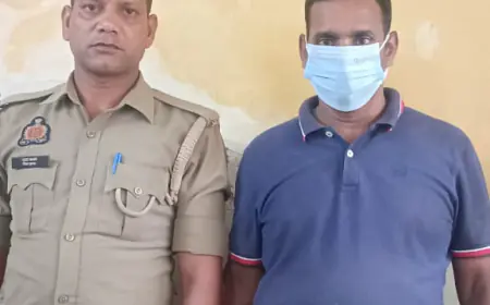 Noida News : नोएडा में फर्जी दस्तावेजों से बच्चों का केंद्रीय विद्यालय में दाखिला कराने वाला सीआरपीएफ का बर्खास्त सिपाही गिरफ्तार