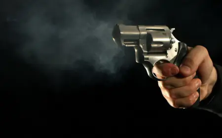 Noida News : जमीनी  विवाद में एक व्यक्ति की गोली मार कर हत्या