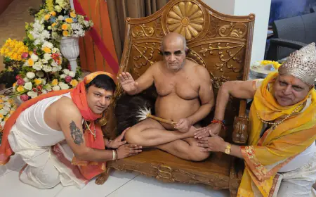 Noida News : उद्यमी अभिषेक जैन ने परिजनों के साथ गन्नौर मंदिर हरियाणा में की पूजा-अर्चना