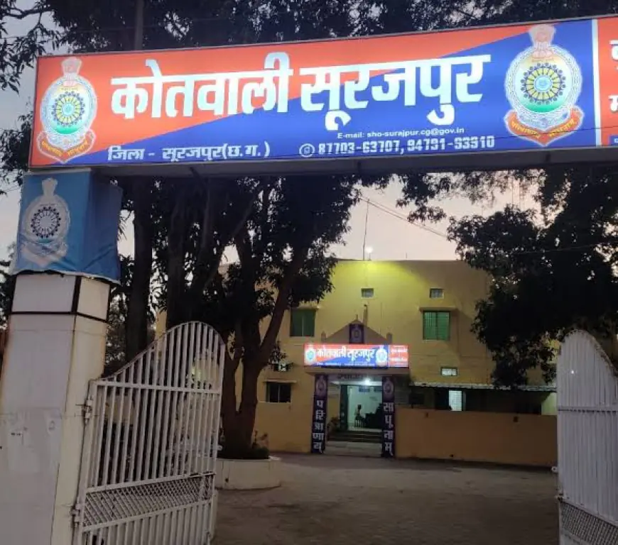 Greater Noida News : फैक्ट्री के बाहर से बाइक चोरी, पुलिस पर मुकदमा दर्ज नहीं करने का आरोप