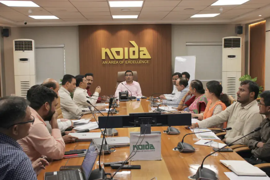 Noida News : नोएडा शहर में चलेगी सिटी बसें, 100 बसों के शीध्र संचालन के लिए कार्य योजना तैयार, रूट निर्धारित 
