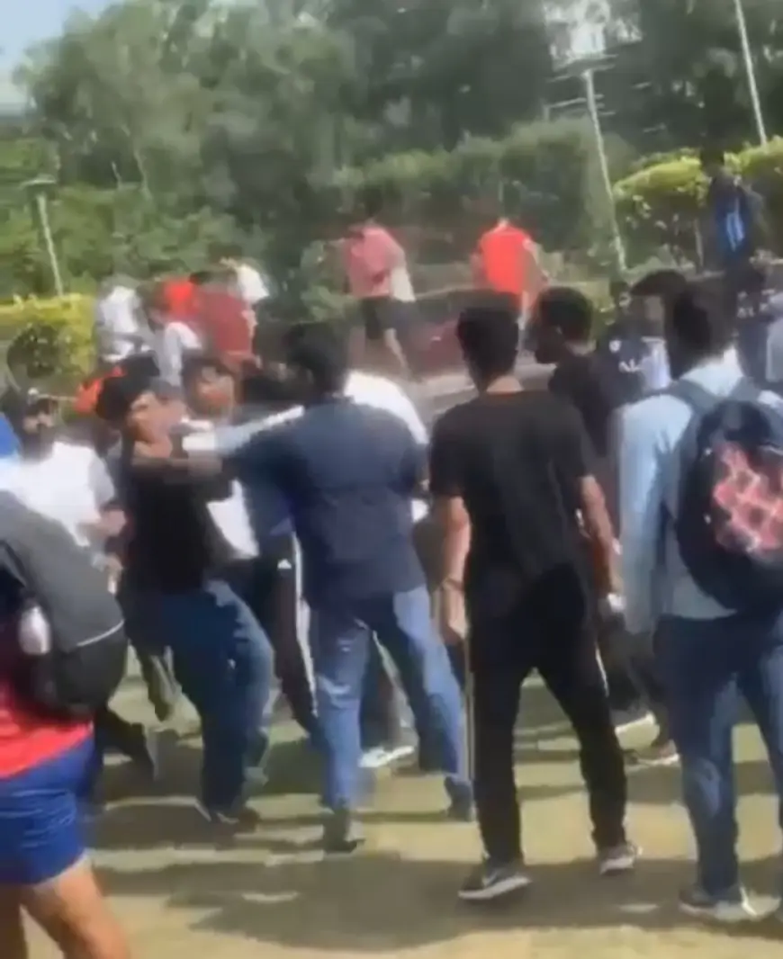 Noida News : एमिटी विश्वविद्यालय के छात्र के साथ दर्जन भर लोग लोगों ने की मारपीट, सोशल मीडिया पर वीडियो वायरल