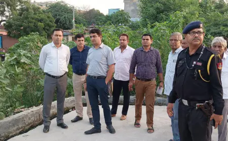 Noida News : ग्राम सुल्तानपुर में प्राधिकरण बनायेगा छठ घाट, एसीईओ ने किया निरीक्षण