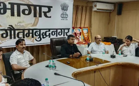 Noida News : राष्ट्रपिता महात्मा गांधी व पूर्व पीएम लाल बहादुर शास्त्री कोई साधारण व्यक्ति नहीं: मनीष कुमार वर्मा