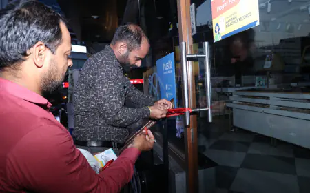 Noida News : नोएडा प्राधिकरण ने कामर्शियल हब में सील की इमारत,  आवंटी पर बकाया है 21 करोड़  