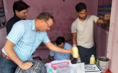 Noida News : नोएडा में पकड़ा गया भारी मात्रा में मिलावटी घी, 7 नमूने जांच को राजकीय प्रयोगशाला भेजा