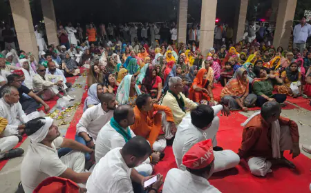 Greater Noida News : ग्रेटर नोएडा में किसान संगठनों ने कलेक्ट्रेट पर शुरू किया अनिश्चितकालीन धरना