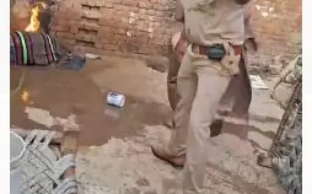Noida News : चौकी प्रभारी ने जान की बाजी लगाकर आग में फंसे महिलाओं व बच्चों को सकुशल बचाया