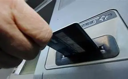 Greater Noida News : मोबाइल फोन और एटीएम चोरी करके खाते से निकाली रकम