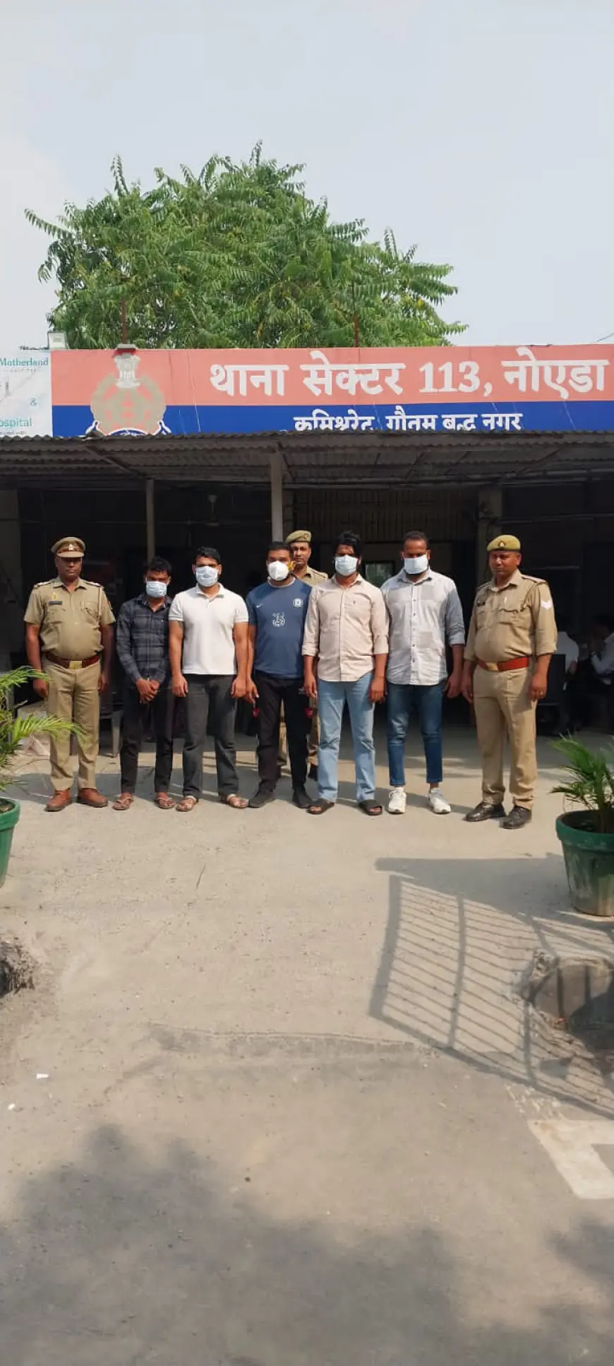 Noida News: हत्या के प्रयास के मामले में पांच गिरफ्तार